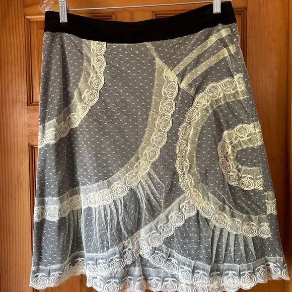 Vintage Viola Lace Overlay Scllop Balck Velvet Anthropologie Skirt 8 - Picture 1 of 6
